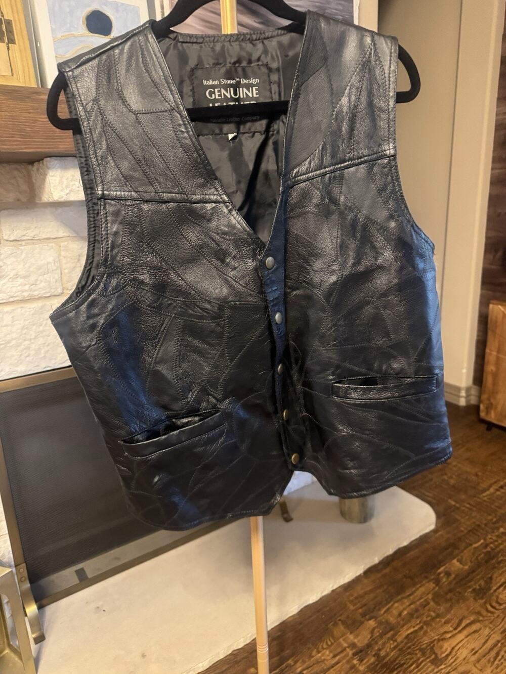 Italian Stone Design Black Vest Men's Size L Snap Button Pockets Solid